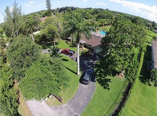 14220 SW 24th St, Davie, FL 33325