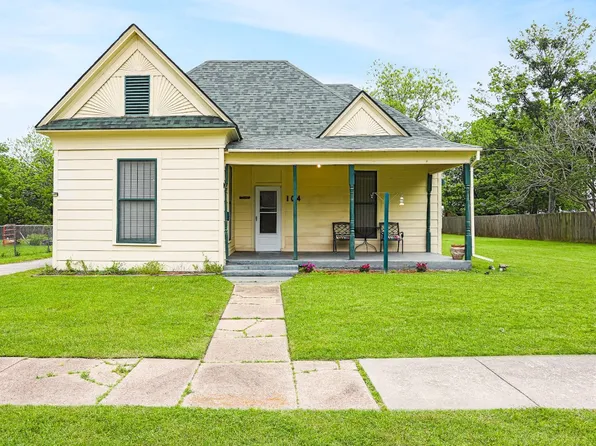104 Lydia St, Terrell, TX 75160