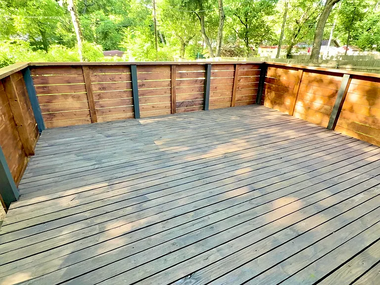 721 E Brooks St — Photo 25