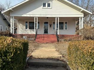 512 N 5th St, Ponca City, OK 74601