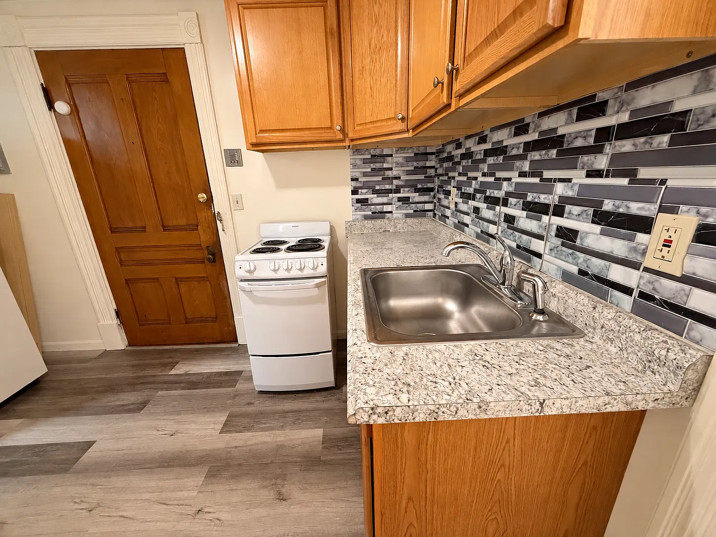 1 bed, 600 sqft, $1,450 — Photo 2