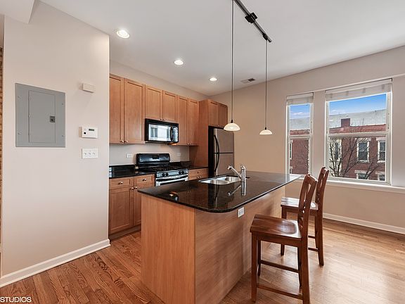4th image of 3408 W Belden Ave APT 3