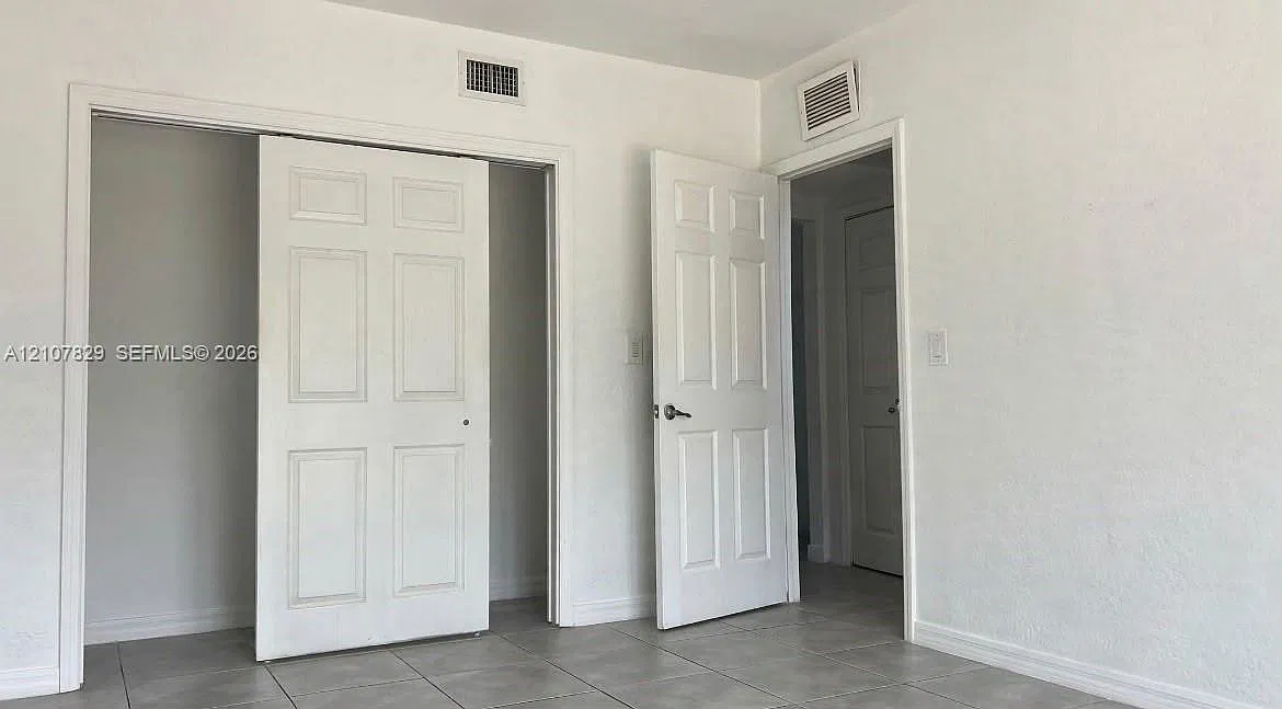 1 bed, 1.0 bath, 609 sqft, $1,900 — Photo 4
