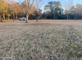 16009 Lorraine Cir, Biloxi, MS 39532