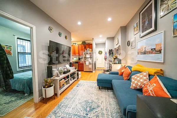 Rented by Sterling Realty Solution Inc | media 38