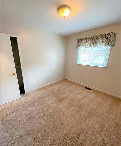 24720 Manila St — Photo 6