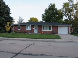 2202 W C St, North Platte, NE 69101