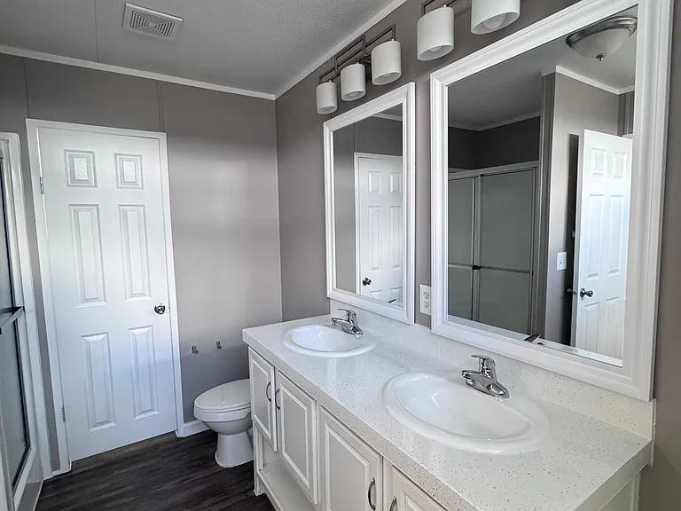 Woodlake Estates (TX) — Photo 42