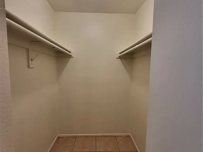 1215 E Lemon St #113 — Photo 10