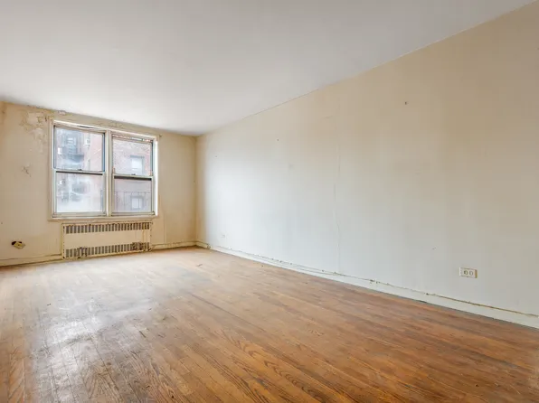 67-30 Clyde Street 5R image 2 of 13