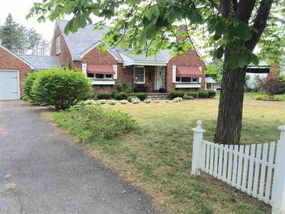 567 Saint Davids Ln, Niskayuna, NY, 12309