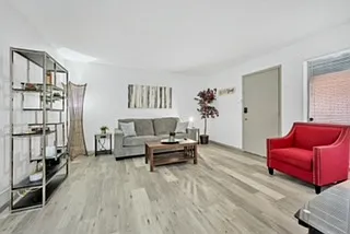 Gaston Uptown Apt - 117 — Photo 3