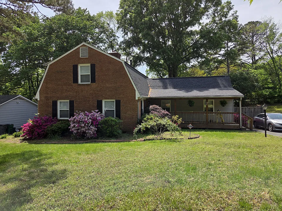 1322 Bonnie Ln