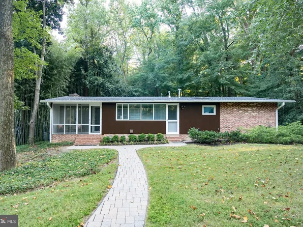 7210 Beechwood Rd, Alexandria, VA 22307