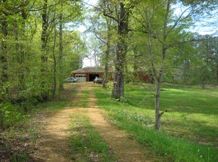 7025 Shady Grove Rd, Puryear, TN 38251