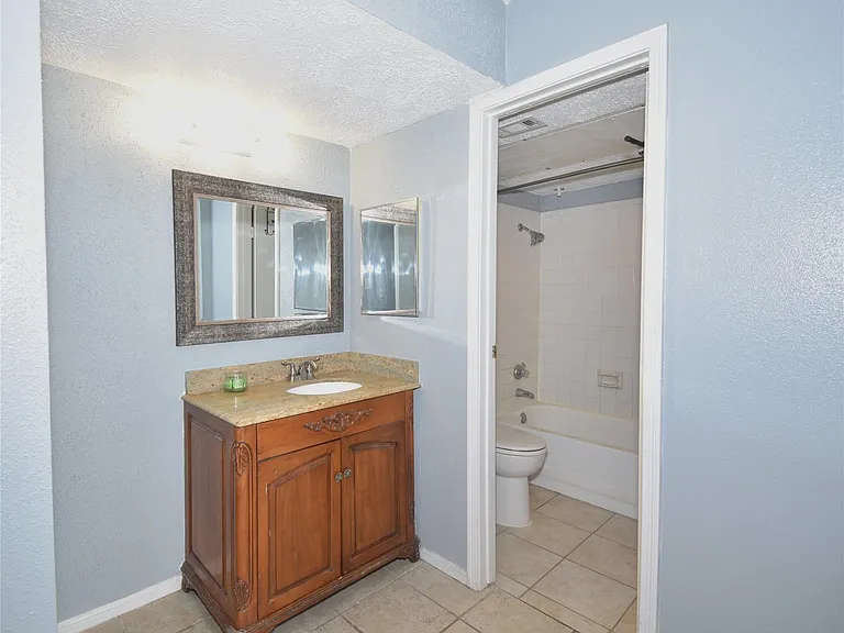 2120 El Paseo St #108 — Photo 15