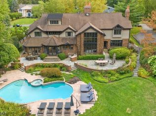 54 Hamilton Dr East, North Caldwell Boro, NJ 07006