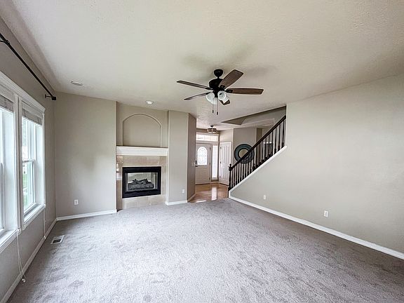 4th image of 3732 W Moon Lake St