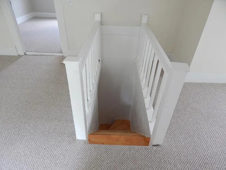 Staircase-to 2nd floor