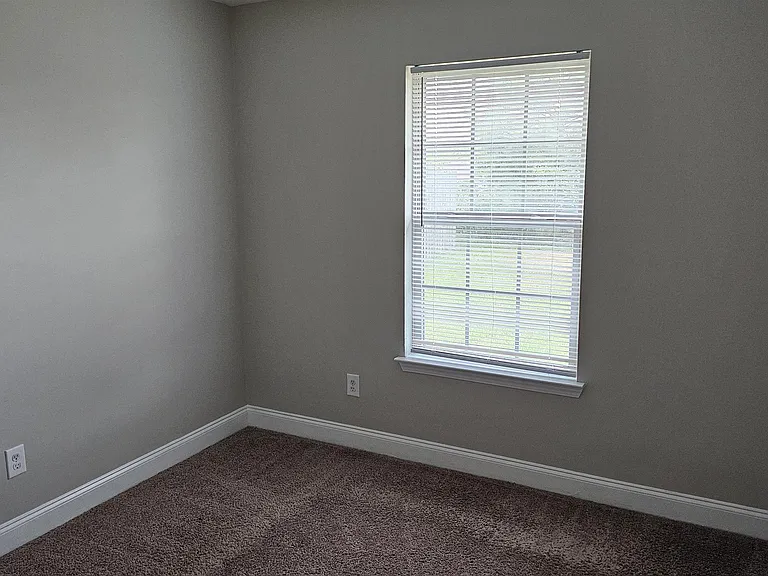 228 Hillcrest Dr — Photo 7