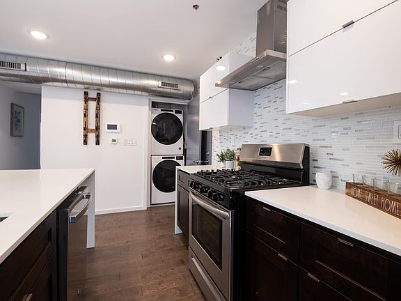 4th image of 2059 Germantown Ave #A2