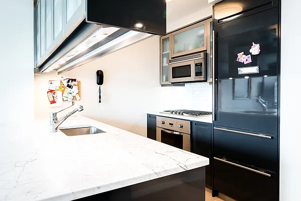 Sold by BLU Real Estate | media 4