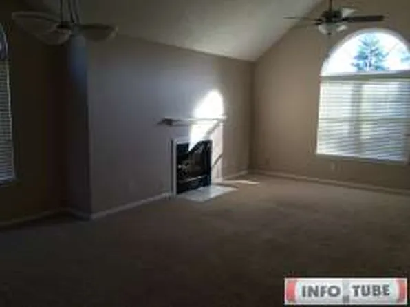 10002 Crooked Stick Ct, Louisville, KY 40291
