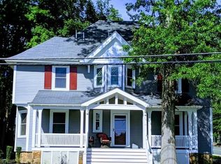 75 Dutcher St, Hopedale, MA 01747
