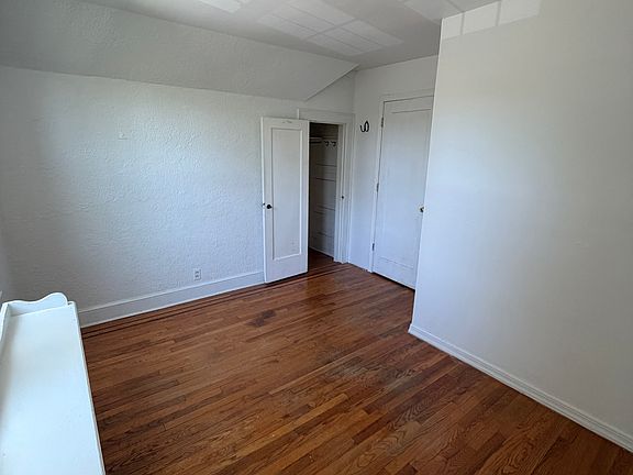 4th image of 626 Midland Ave Floor 2