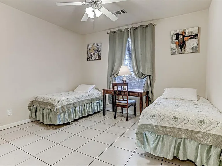 2078 Laverne St #5 — Photo 10