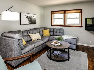 2305 S 49th St, Omaha, NE 68106