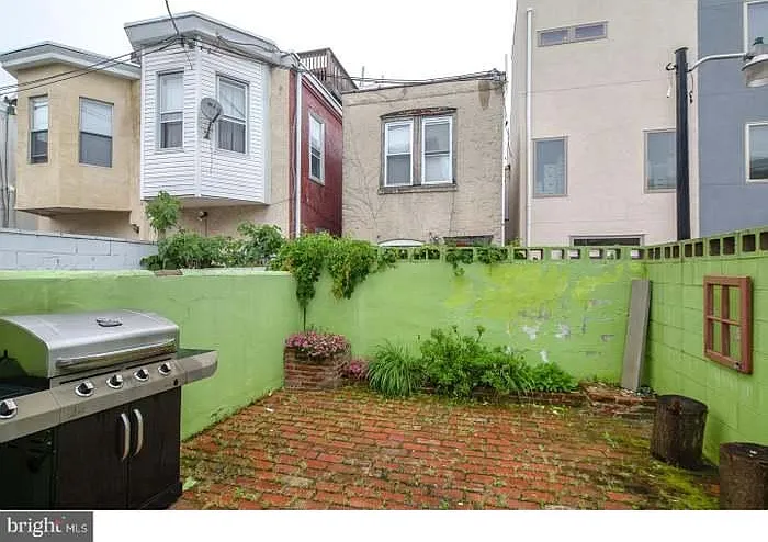 1339 S Bancroft St — Photo 9