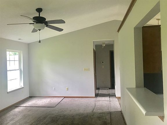 3rd image of 612 Wynterbrooke Dr