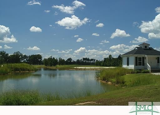 5th image of 205 Fairview Dr