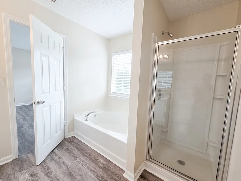 1411 Bay Overlook Dr — Photo 6
