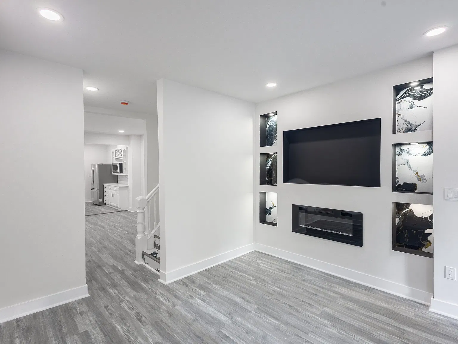 Stunning Renovated 3BR/3.5BA Home | Designer Kitchen, Fireplace & Bonus Room! — Photo 3