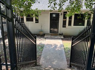 813 Burgess St, Martinsville, VA 24112