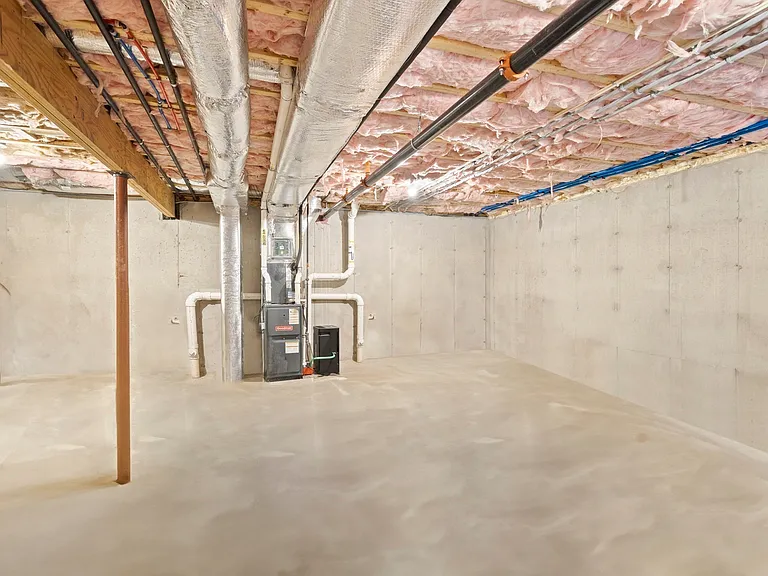 100 Baldwin Ave #7 — Photo 34