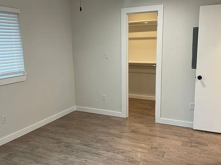 The Republic Apartments — Photo 18