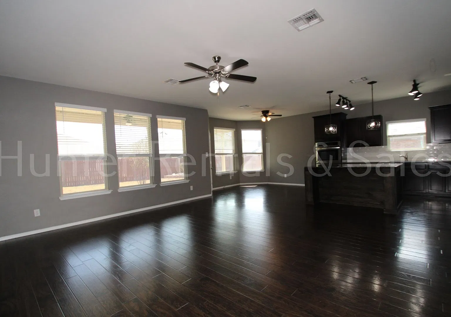 Beautiful Two-Story Home with Private Balcony — Photo 4
