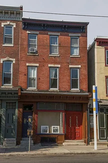 3810 Lancaster Avenue — Photo 3