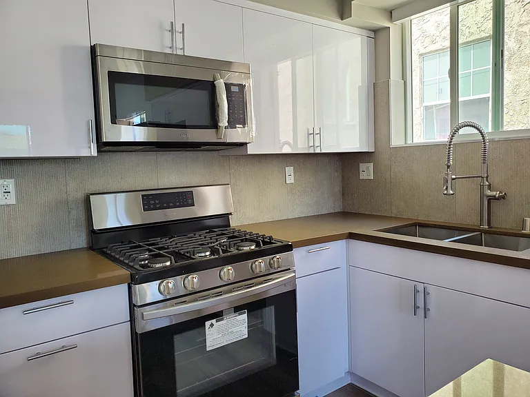 2337 1/2 Crenshaw Blvd #2337-1/2 — Photo 25