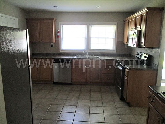 2nd image of 11 Efland Ln