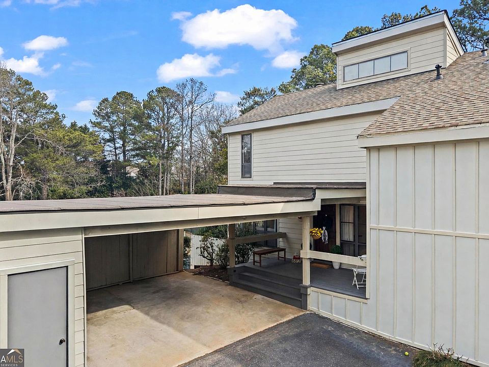 1st image of 682 Highland Ct