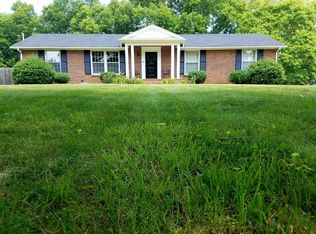1416 Sunnyside Dr, Columbia, TN 38401