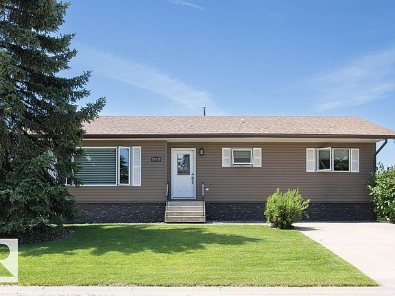 2nd image of 10420 111th Ave