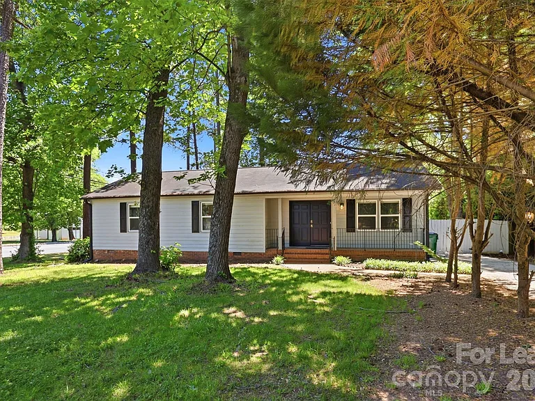 1440 Jodhpur Ct — Photo 2