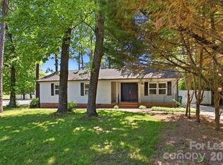 1440 Jodhpur Ct, Charlotte, NC 28212