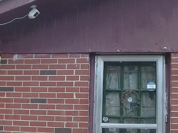 5th image of 2071 Carrs Station Rd