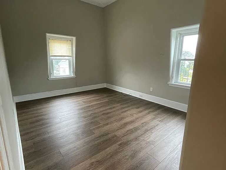128 Maplewood Ave #3 — Photo 4